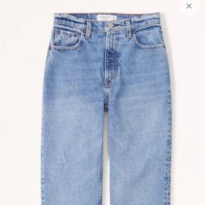 Ultra High Rise 90s Straight Jean